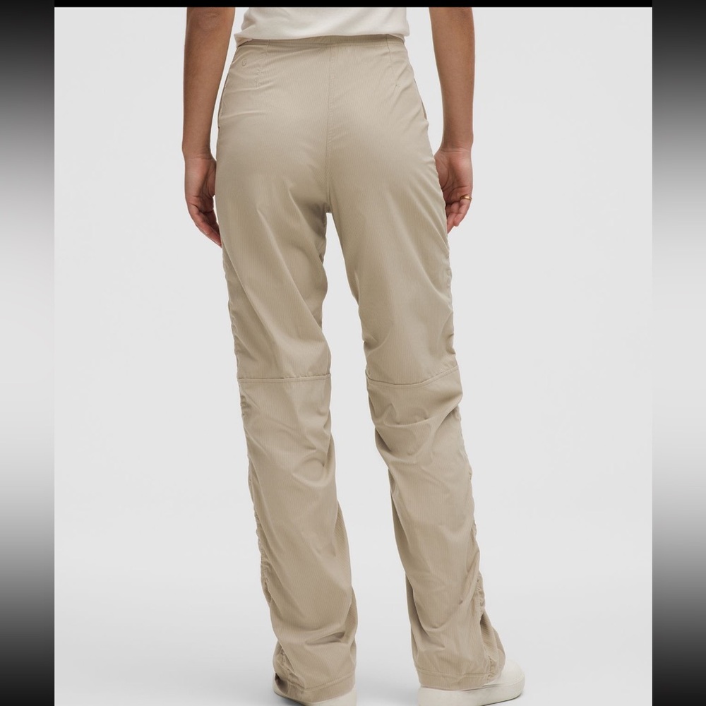 NWT Lululemon Dance Studio Slim-Fit High-Rise Flared Pant Sheer Oak - Picture 3 of 6